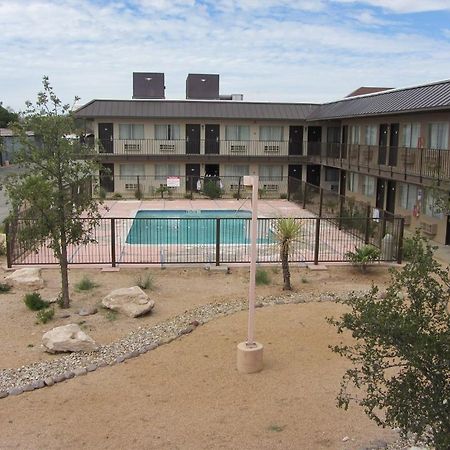 Howard Johnson By Wyndham Odessa Tx Zewnętrze zdjęcie