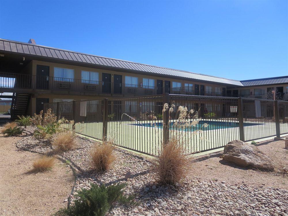 Howard Johnson By Wyndham Odessa Tx Zewnętrze zdjęcie