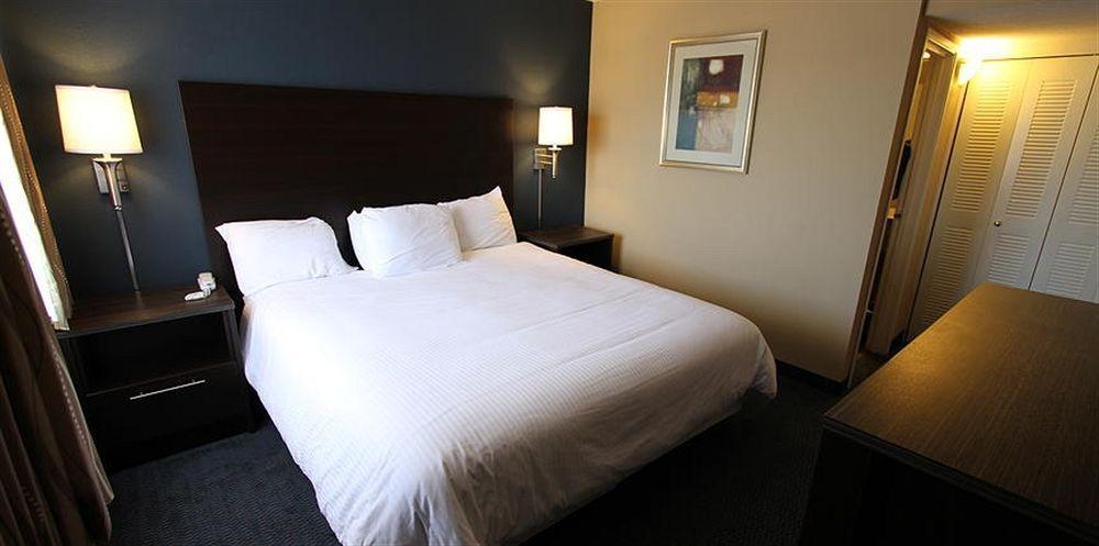 Howard Johnson By Wyndham Odessa Tx Zewnętrze zdjęcie