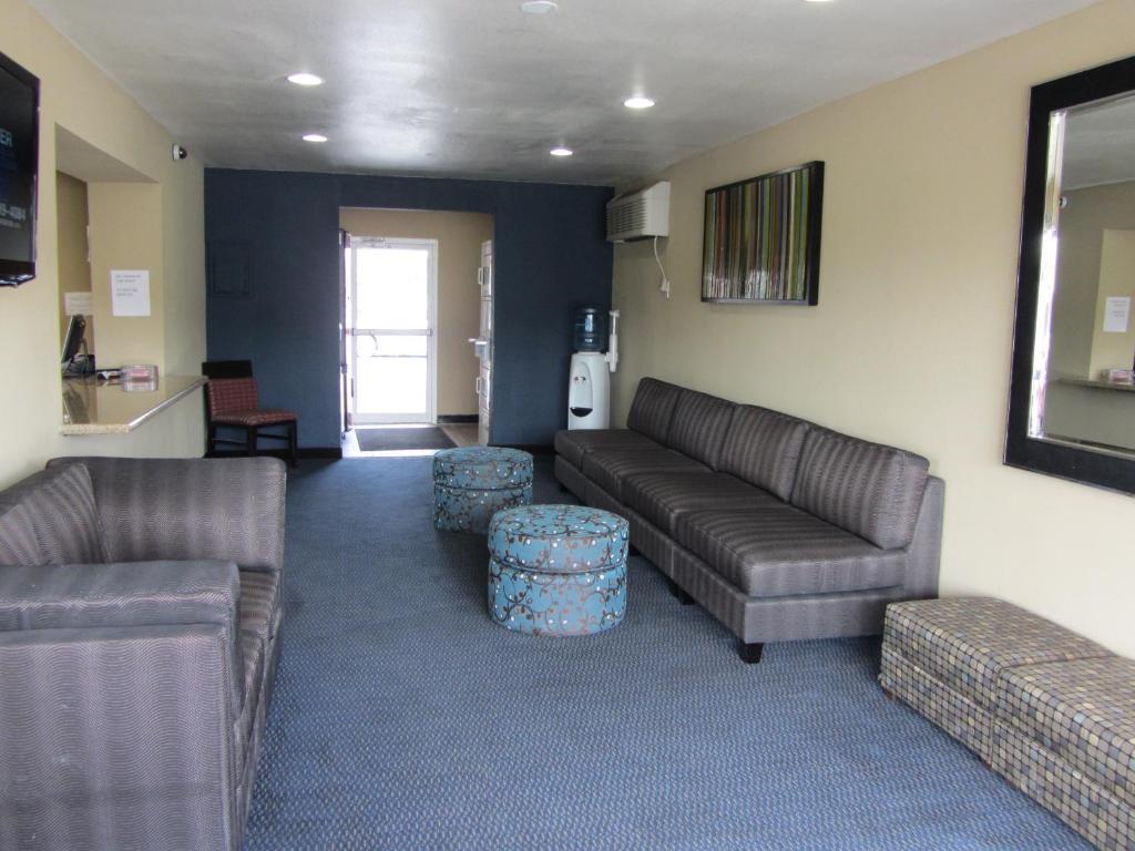 Howard Johnson By Wyndham Odessa Tx Zewnętrze zdjęcie