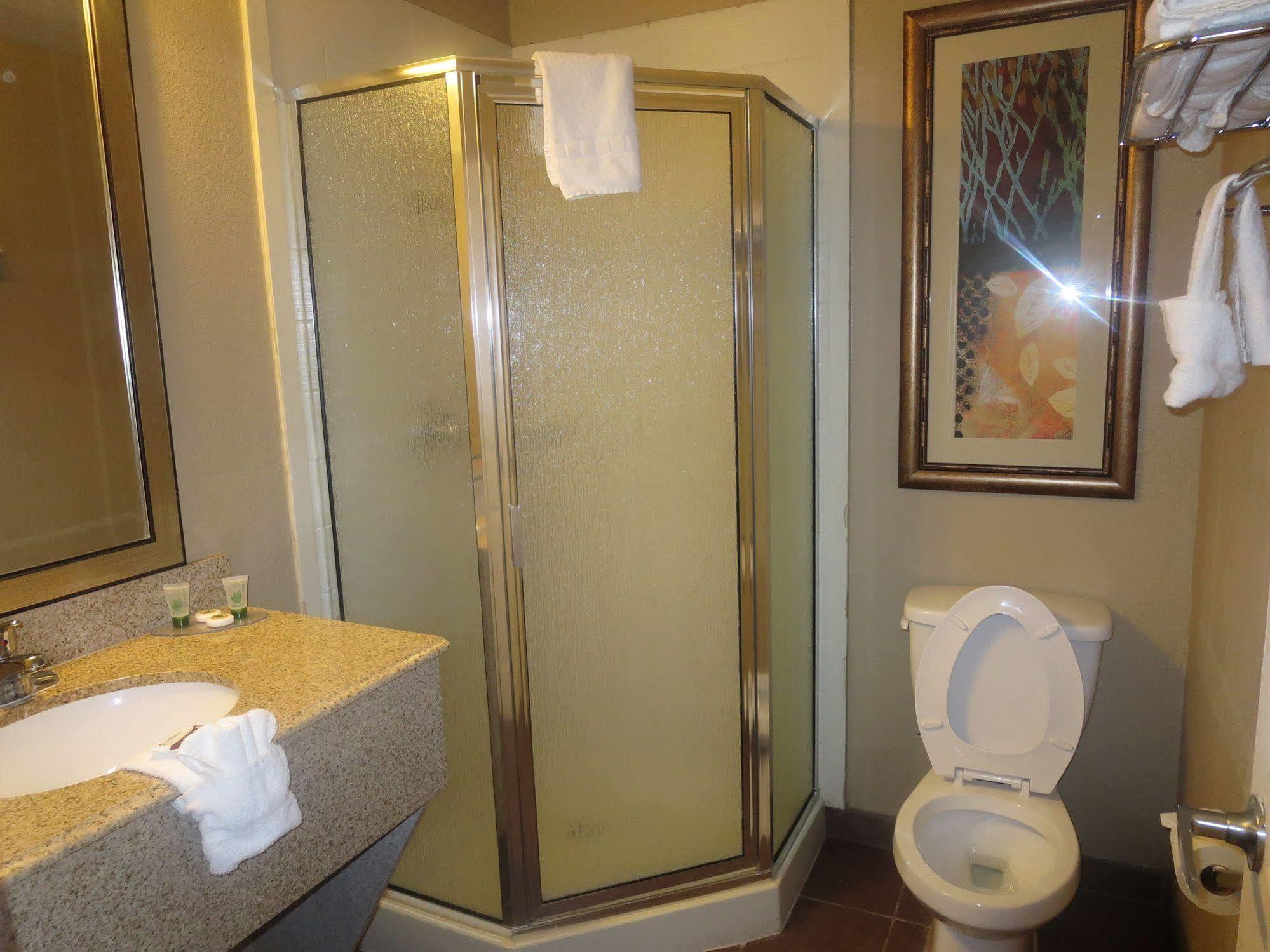 Howard Johnson By Wyndham Odessa Tx Zewnętrze zdjęcie