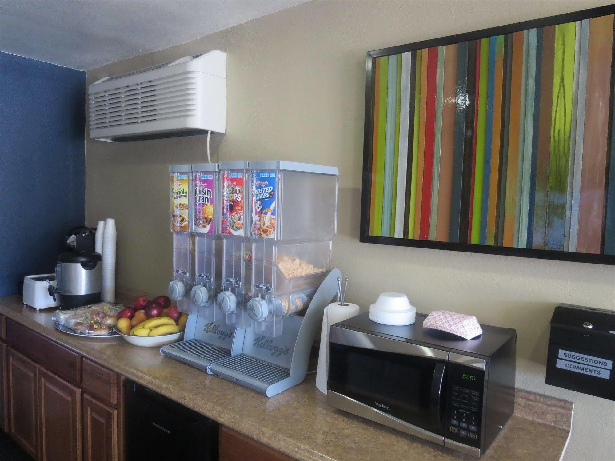 Howard Johnson By Wyndham Odessa Tx Zewnętrze zdjęcie