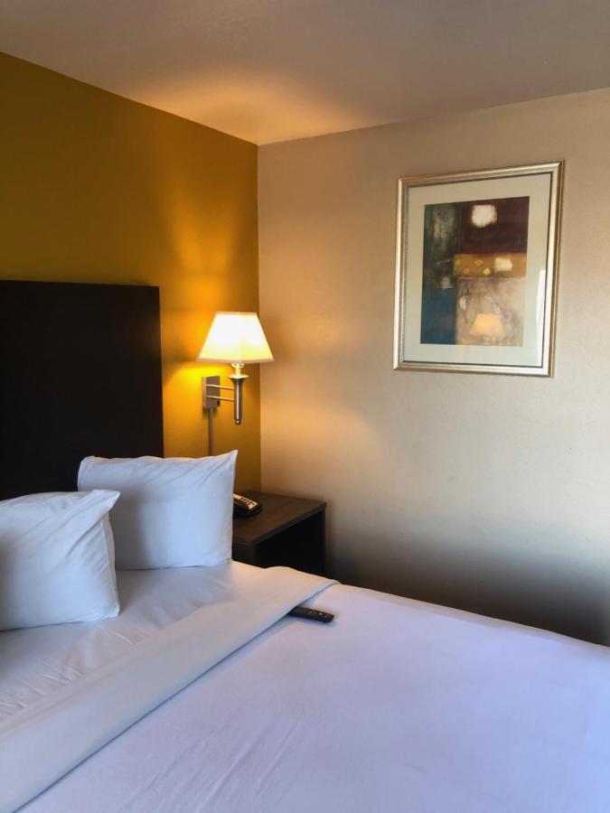 Howard Johnson By Wyndham Odessa Tx Zewnętrze zdjęcie